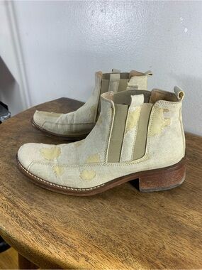 Vintage Cortina Made In Italy Distressed  Chelsea Boots Beige Artisan